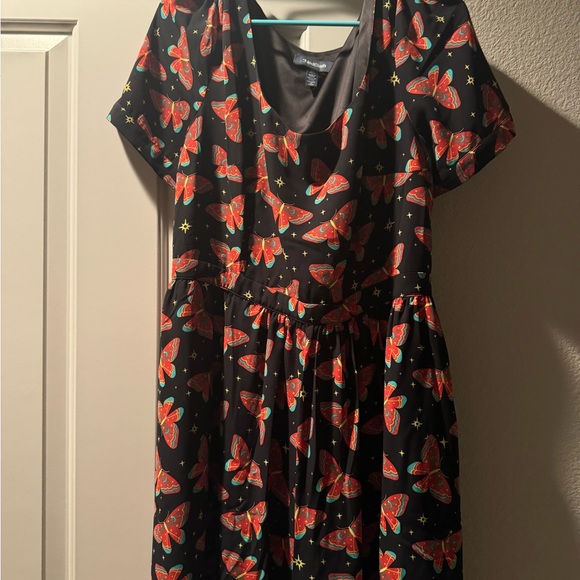 ModCloth black with beautiful butterflies , silk lined back zip - Picture 3 of 5